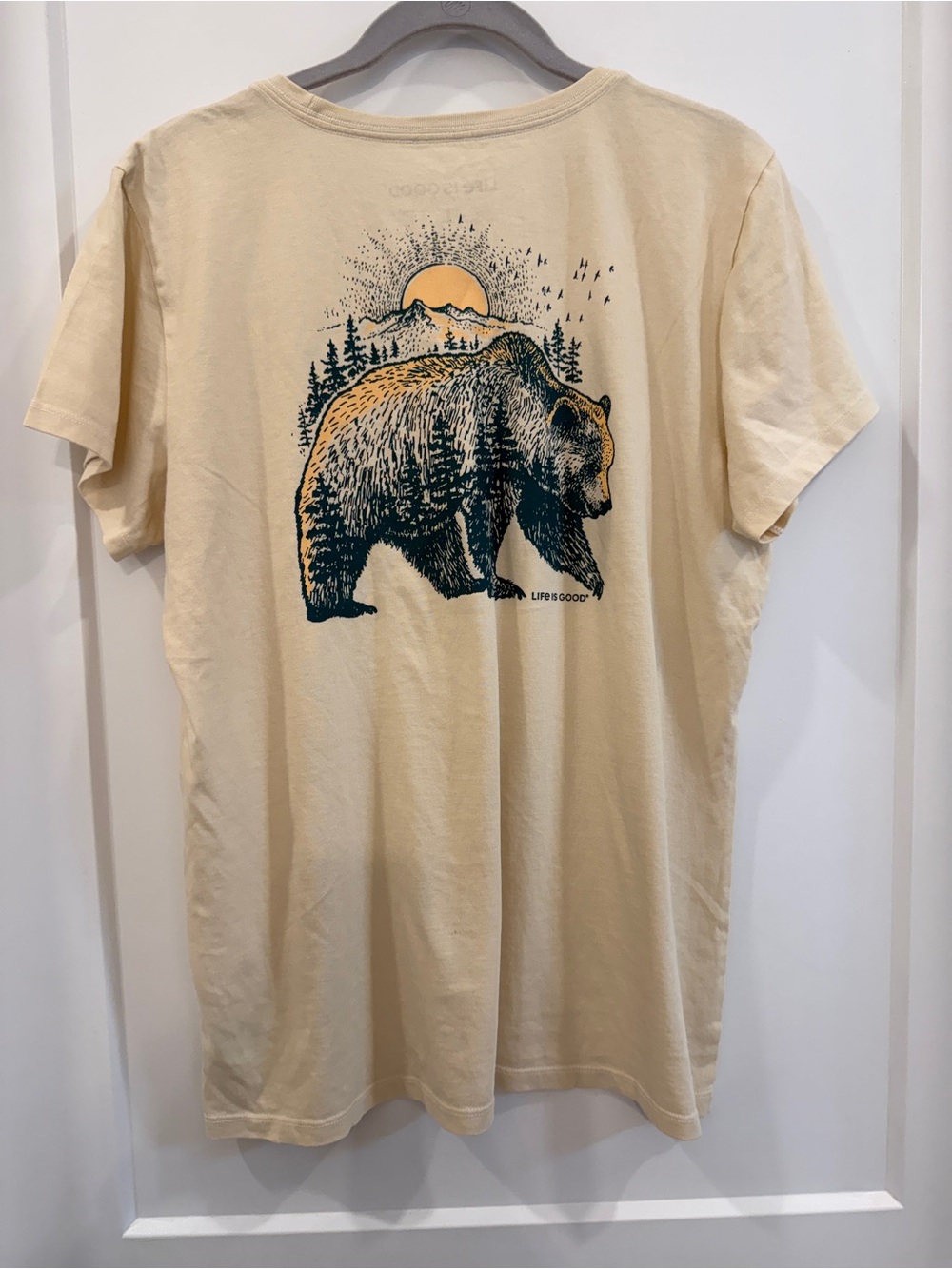Life Is Good Beige/yellow Short-Sleeve Bear Graphic Tee